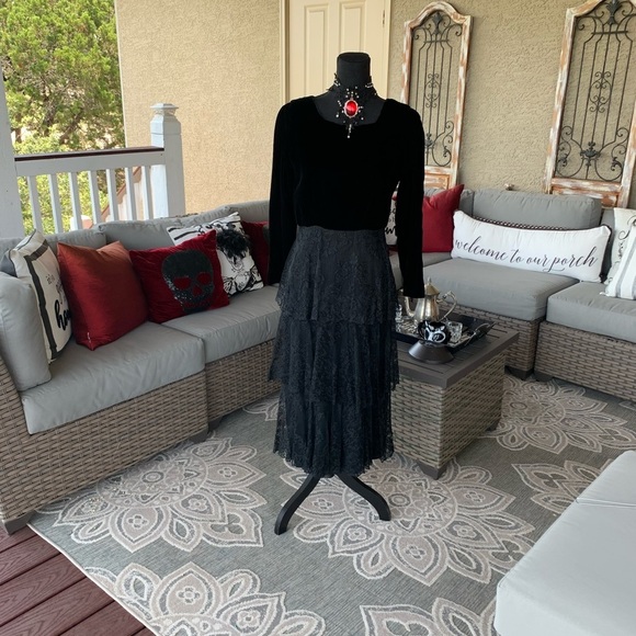 Vintage Black Lace and Velour Midi Dress - Picture 3 of 15